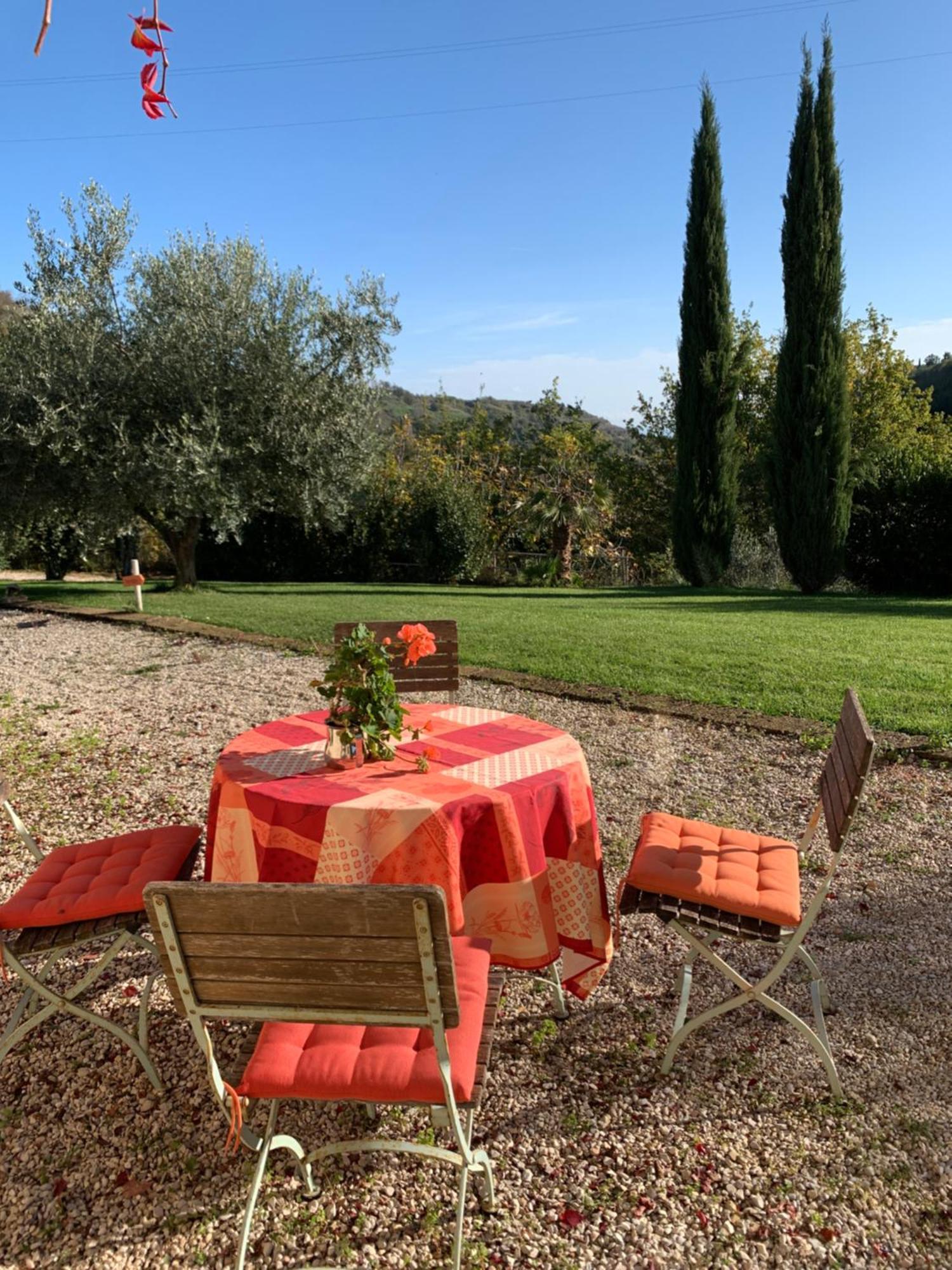 Casa Delle Sorgenti Apartment Montefiore dellʼAso Екстериор снимка